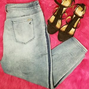 NEW Women's Jeans
